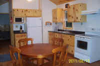 100_2560_073.JPG (38440 bytes)